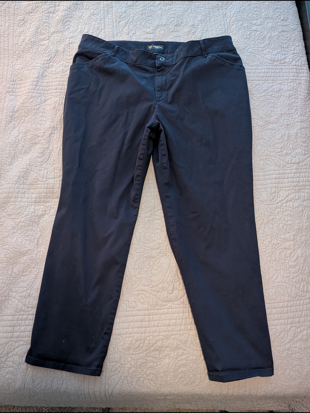 Women's Lee Relaxed Fit Straight-Leg Twill Pants